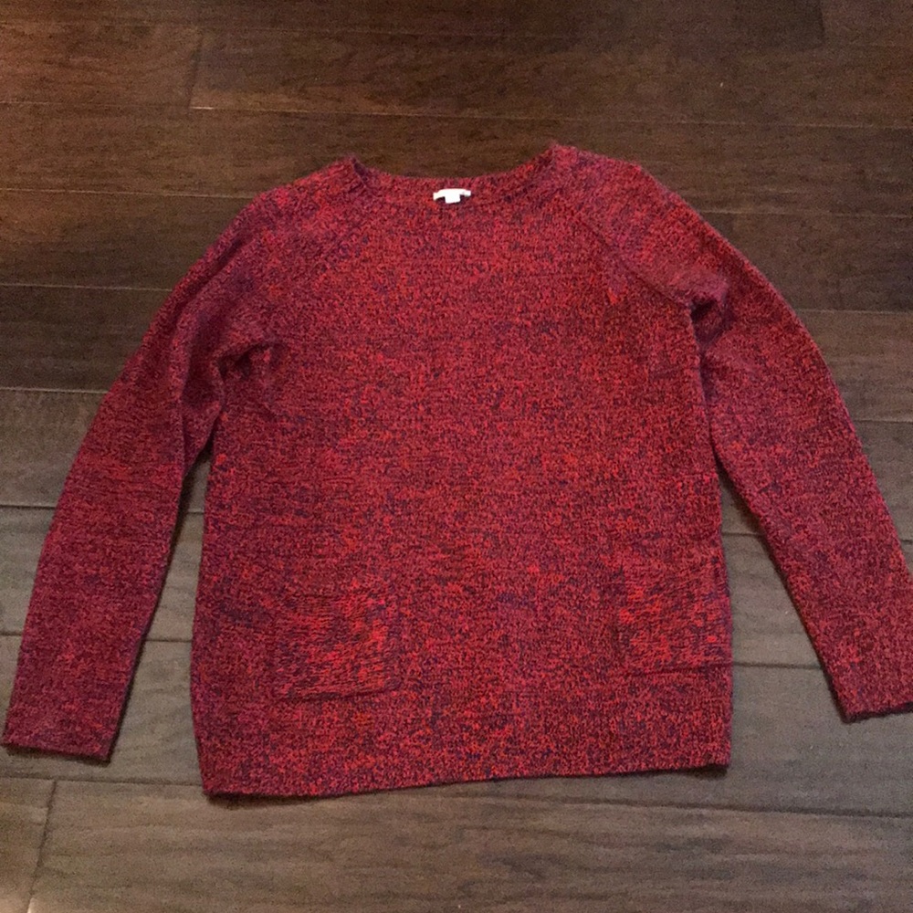 Gap red and blue sweater with pockets